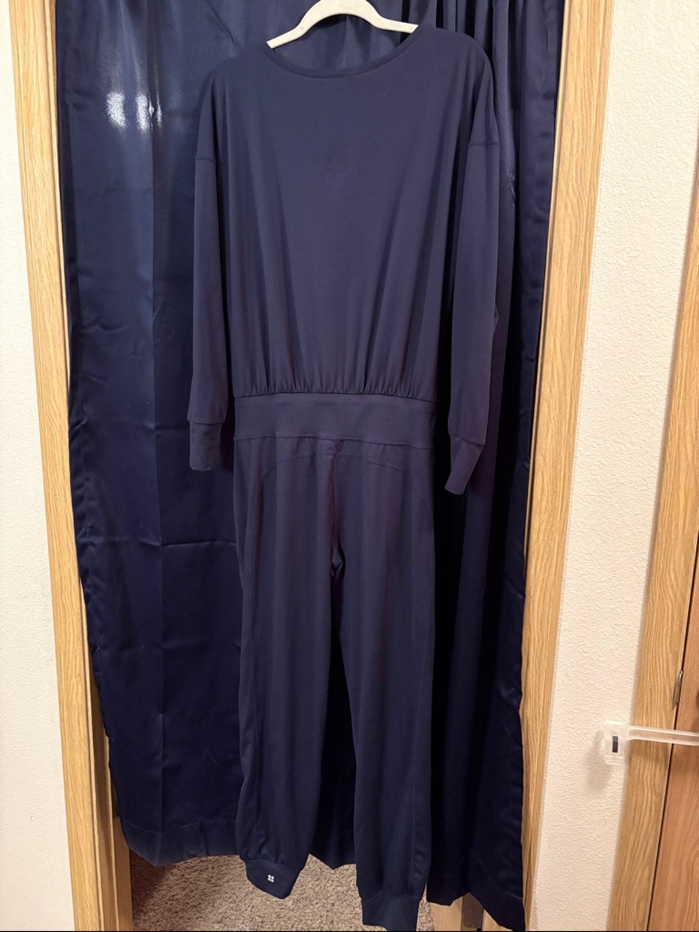 Women’s Sweaty Betty navy jumpsuit size small - Picture 3 of 6